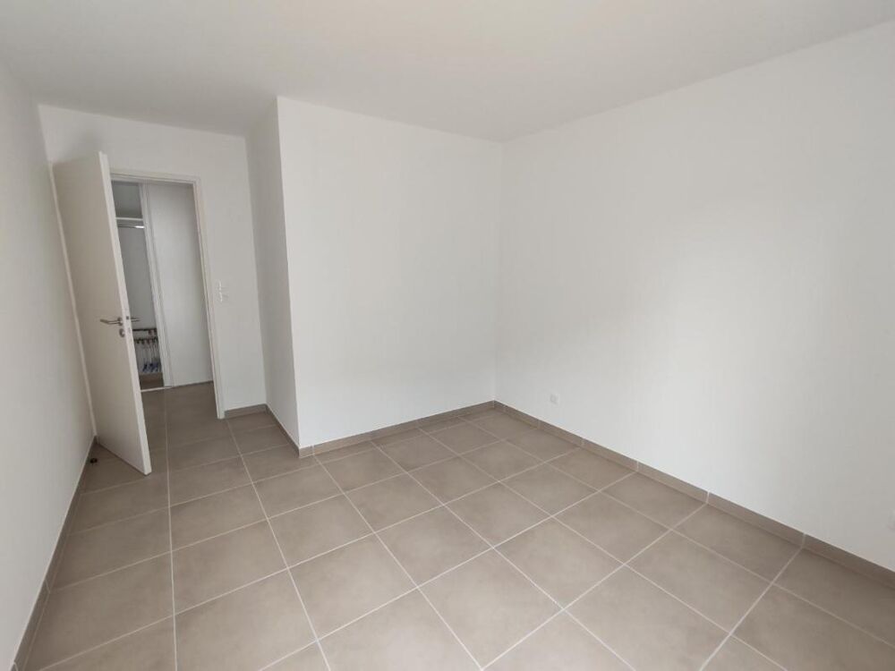 Location Appartement T2 NEUF avec balcon et parking à COGOLIN Cogolin
