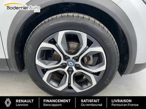 Captur E-Tech Plug-in 160 - 21 Intens 2021 occasion 22200 Guingamp