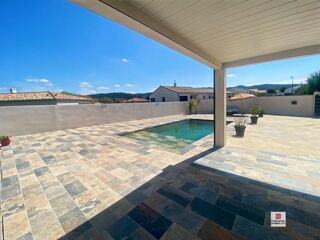  Villa  vendre 6 pices 165 m