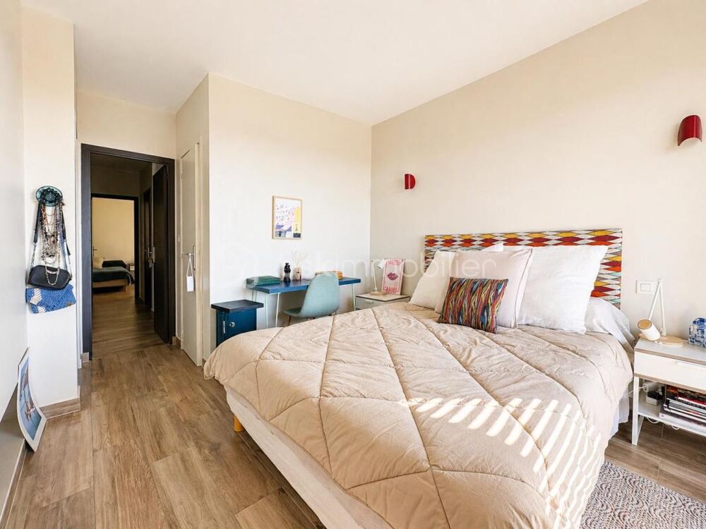 Appartement dexception avec terrasse vue mer et 2 garages
