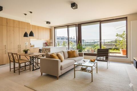   ** 4 PIECES - DERNIER ETAGE - DEUX BALCONS - PARKING - Proche Transport et Hypercentre Appartement - 4 pi�ce(s) - 91 m�