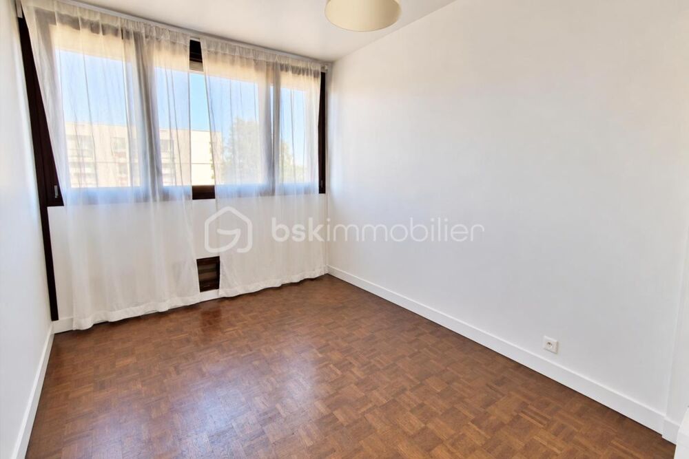Vente Appartement Appartement 3 pièces 69m² – entièrement rénové – 2 chambres – parking Saint cyr l ecole