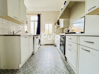  Maison � vendre 12 pi�ces 246 m�