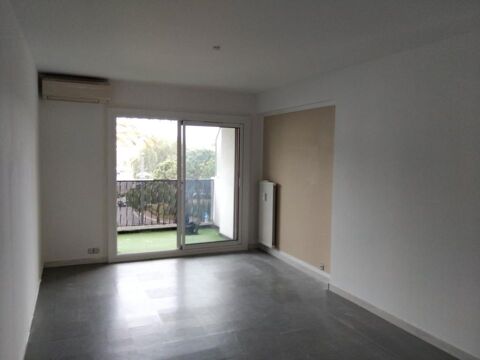   Appartement de 65m2 � louer sur Six-Fours-les-Plages Appartement - 3 pi�ce(s) - 65 m�