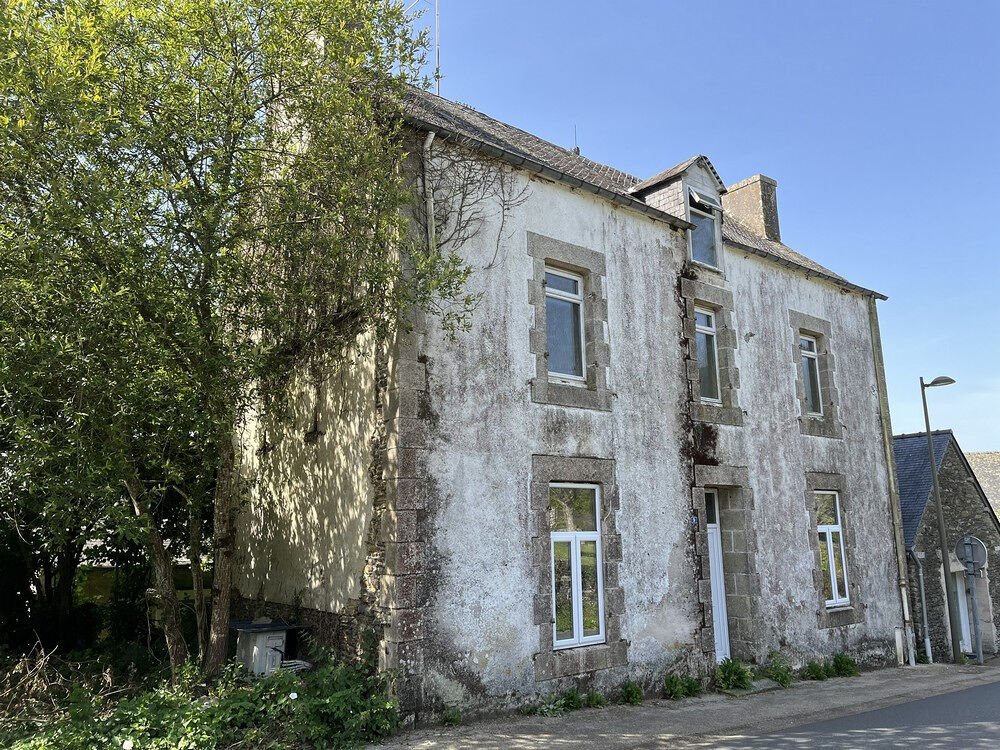Maison 7 pièces 150 m² · à Caurel · 150 m² · 46 000 €