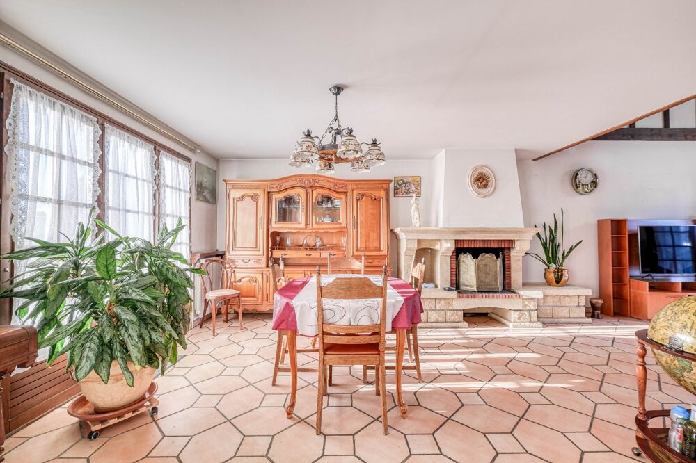 Vente Maison Christophe Michaudelle – CAPIFRANCE vous propose à Meaux : vivable de plain pied - DPE en D - 5 pièces - 155 m² - 3 chambres (4è Meaux