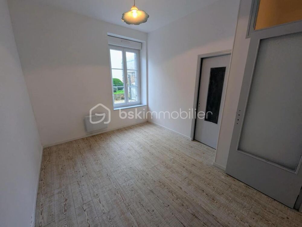 Vente Appartement Appartement 44m² environ situé au centre ville de FOUGERES 35300 Fougeres