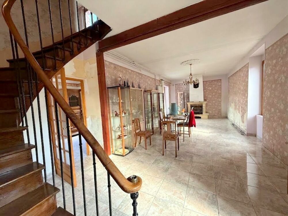 Vente Maison PIERRY (51) à vendre Maison de village champenoise 5 pièces, petites dépendances, cour fermée Pierry