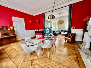  Maison  vendre 9 pices 246 m