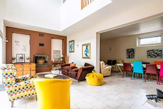  Propri�t�/ch�teau � vendre 15 + pi�ces 550 m�