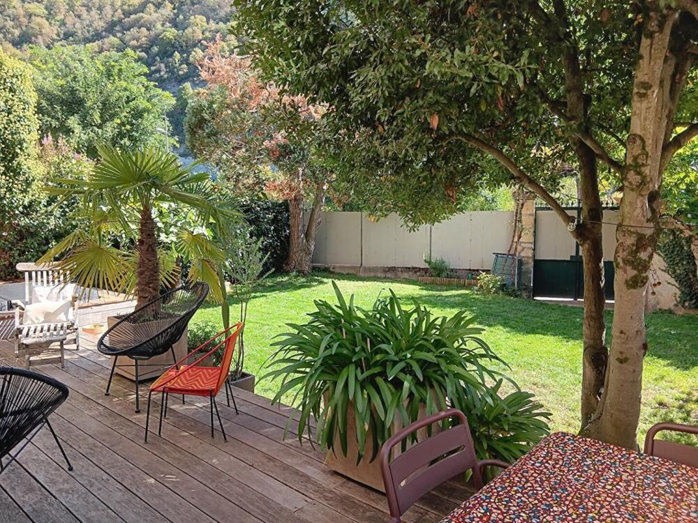 Cahors centre-ville, grande maison familliale avec jardin et SPA