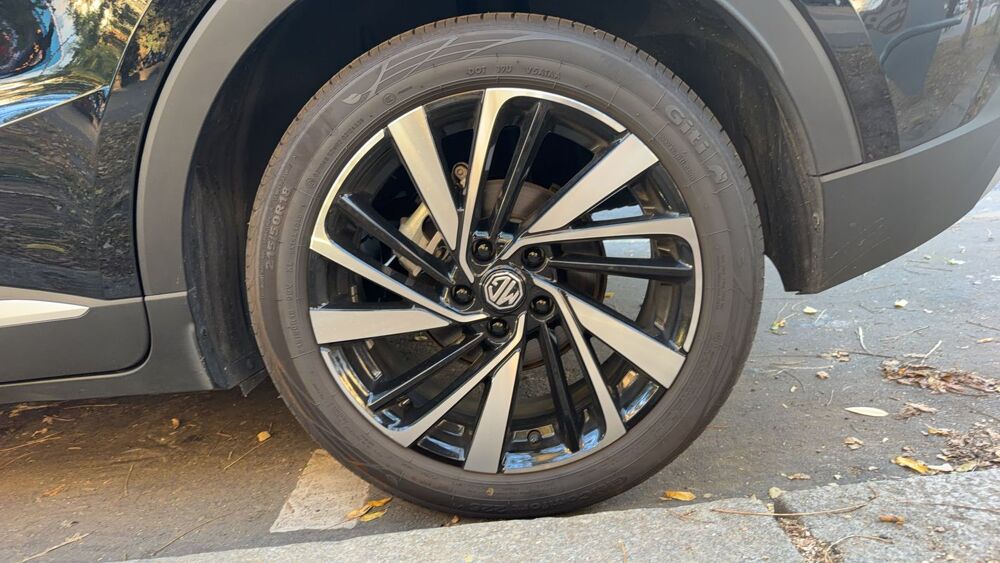 MG.ZS 1.5 L Hybrid+ 197 BVA Luxury 2025 occasion 75014 Paris
