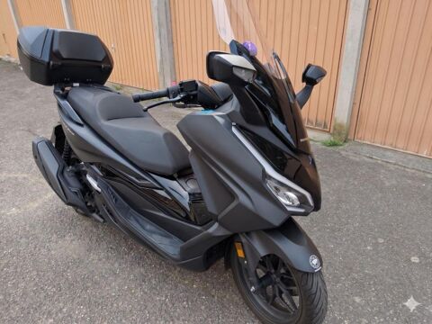 Scooter PEUGEOT 2023 occasion Plan De Cuques 13380