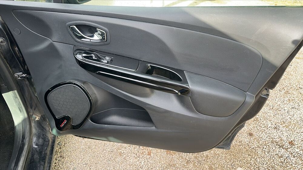 Clio IV 0.9 TCe 90 Intens 2014 occasion 13770 Venelles