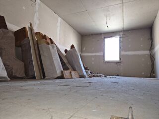  Remise / Grange � vendre 1 pi�ce 32 m� Montcornet