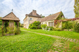  Maison à vendre 15 + pièces 392 m²