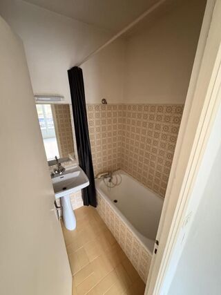  Appartement à louer 1 pièce 32 m²