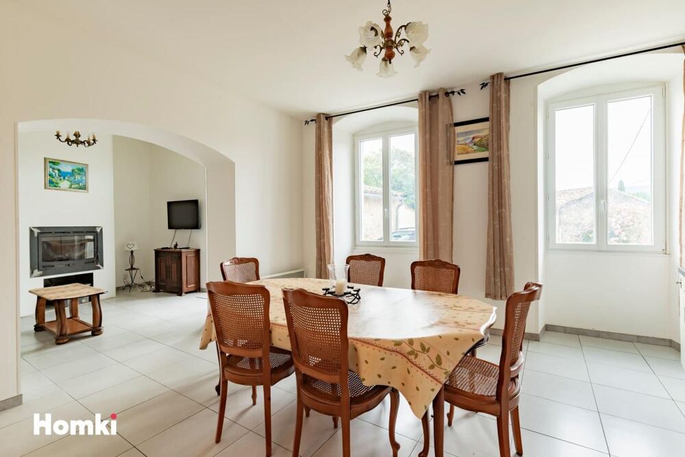 Maison de ville T8 de 227 m² à Gardie 11250