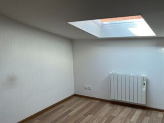  Appartement à louer 3 pièces 57 m²