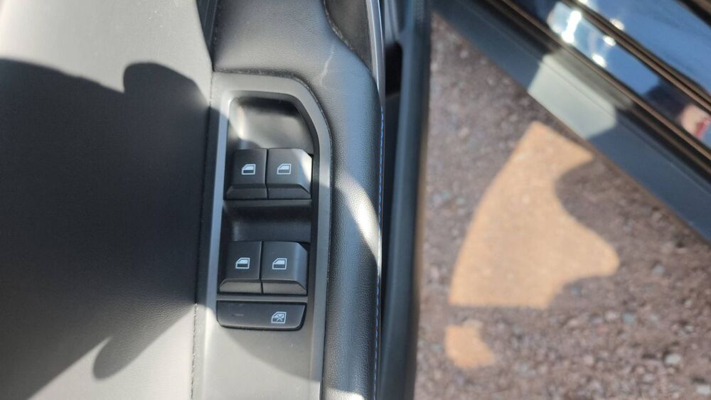 MG4 51 kWh 170 Standard - Premi&egrave;re main Entretien constructeur 2023 occasion 59660 Merville