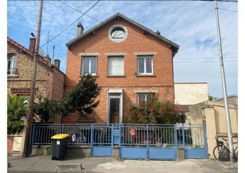   Chambre dans une colocation 178 m� Saint-Denis Appartement - 5 pi�ce(s) - 178 m�