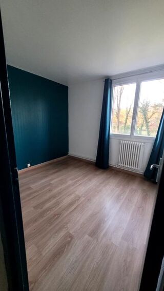  Appartement à louer 2 pièces 56 m²