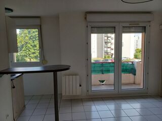  Appartement à louer 2 pièces 35 m²