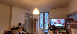  Immeuble à vendre 15 + pièces 269 m²