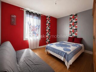  Propriété/château à vendre 5 pièces 131 m²
