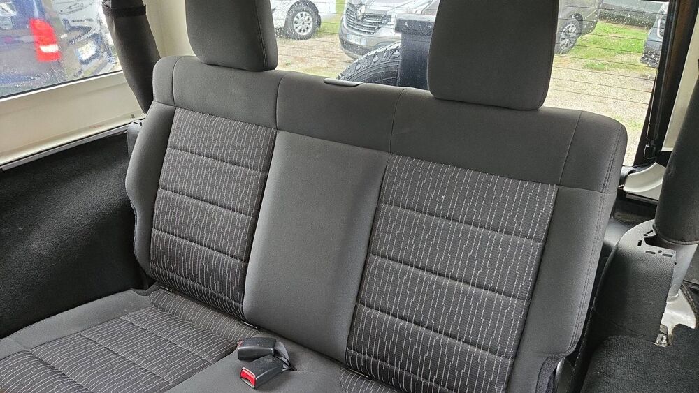 Wrangler 2.8 CRD 200 4X4 BVA5 Rubicon - Automatique 2012 occasion 83600 Frejus
