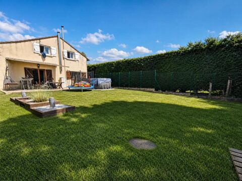   Maison de 5 pièces de 116 m² à Saint-Usuge Maison - 5 pièce(s) - 116 m²