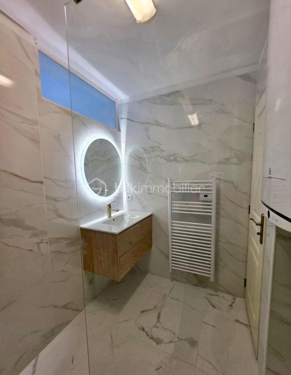 Appartement T4/5 rénové avec garage et cave  Résidence fermée