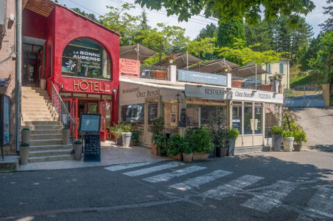 HOTEL RESTAURANT  à VENDRE à  MOUSTIERS SAINTE MARIE (04) HAUTE-PROVENCE - PARC DU VERDON 710000 04360 Moustiers sainte marie
