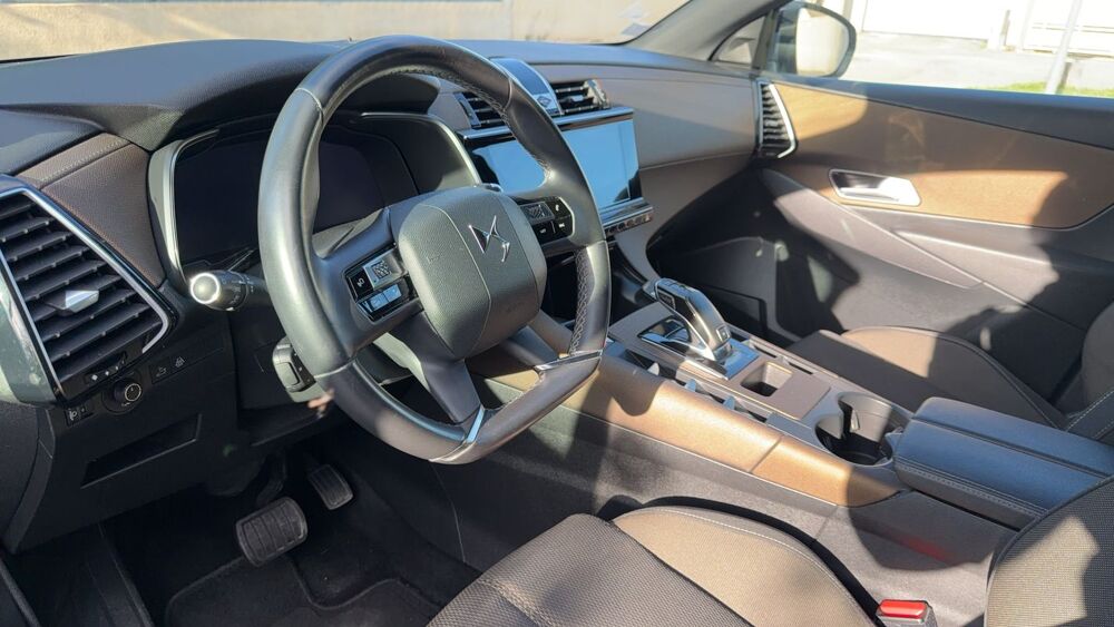 DS7 1.5 BlueHDi 130 EAT8 Executive - Automatique 2020 occasion 26000 Valence