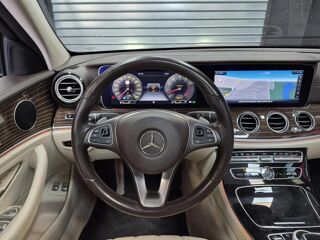 Classe E 400 4Matic 9G-Tronic Executive 2017 occasion 06700 Saint Laurent Du Var