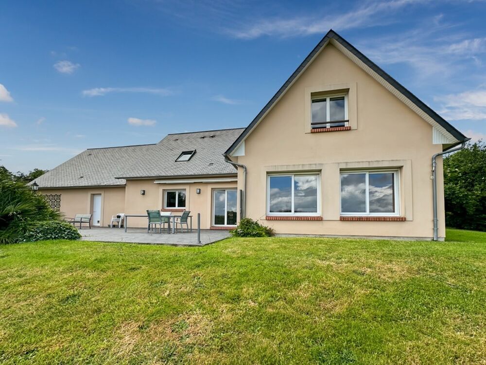 Maison 8 pièces 218 m² · à Equemauville · 218 m² · 598 000 €