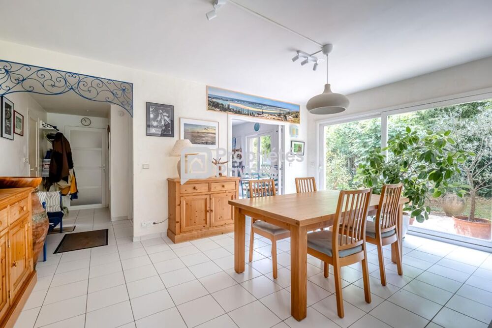 Vente Maison COUP DE COEUR à Bièvres - Une belle maison familiale de 175 m², 8 pièces, dans un cadre paisible Bievres