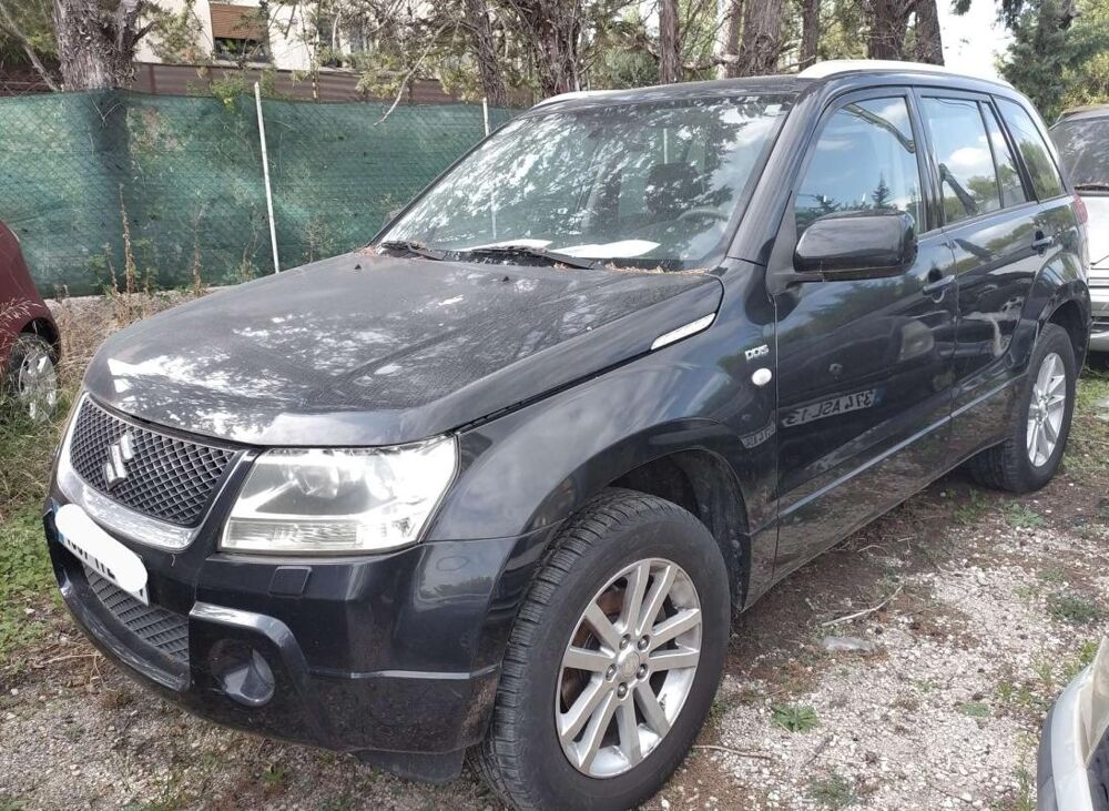 Grand Vitara 4X4 1,9 DDIS 129CV FAP 2008 occasion 13510 &Eacute;guilles