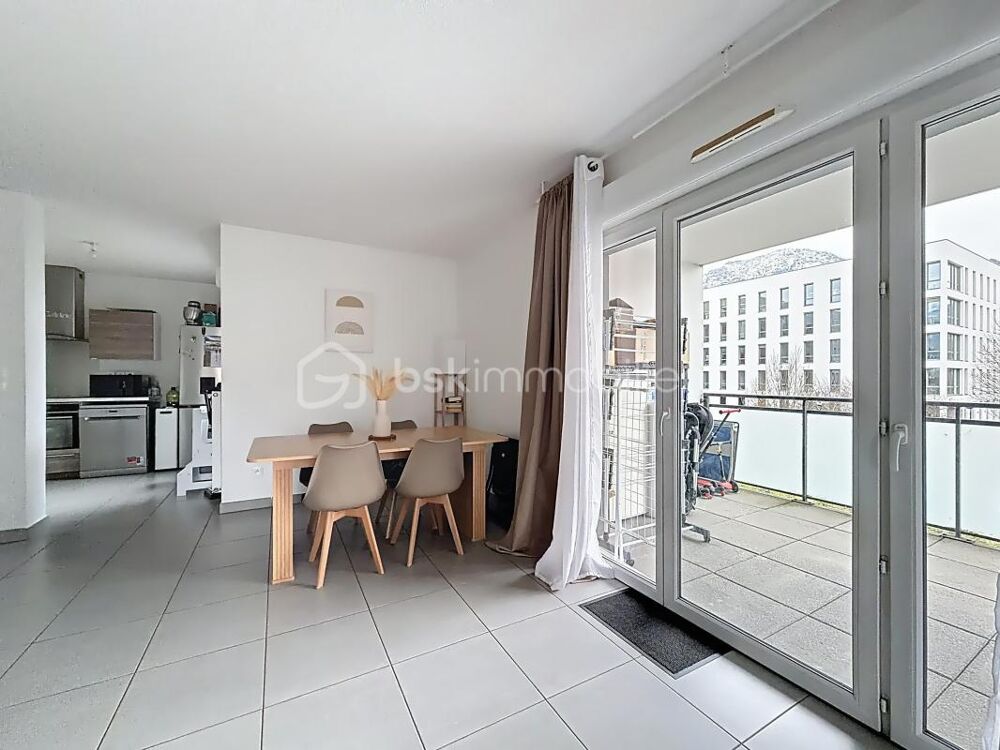 Vente Appartement Appartement T3 de 72m2 avec Terrasse + Parking Echirolles