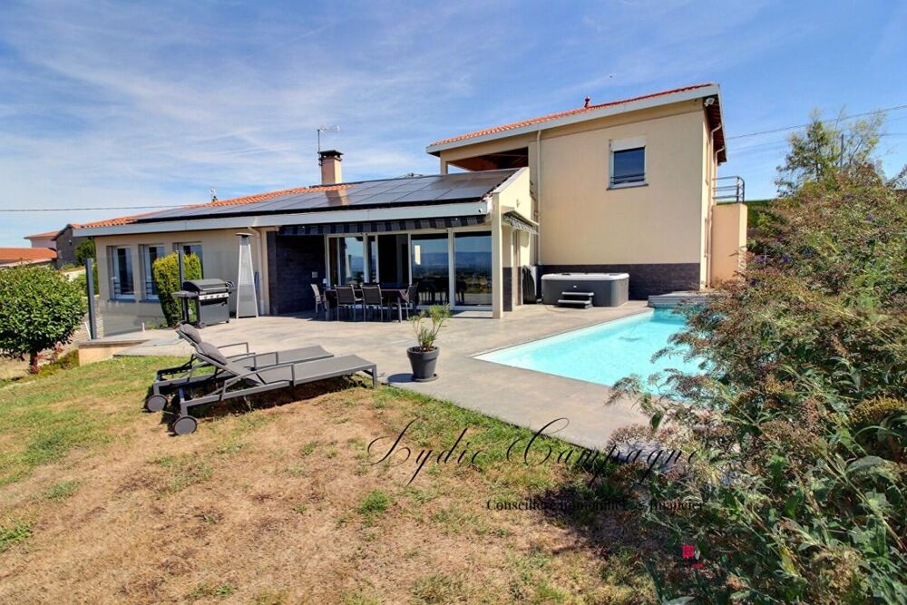  vendre  Proprit/chteau Saint-Galmier (42330)