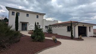  Villa à vendre 6 pièces 163 m²