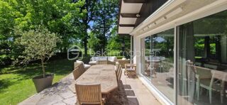  Propriété/château à vendre 7 pièces 142 m²