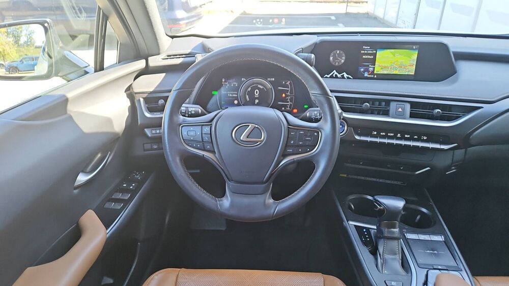 UX 250h 2.0 VVT-i 184 Hybrid 4WD e-CVT Luxe 2020 occasion 73000 Chambery