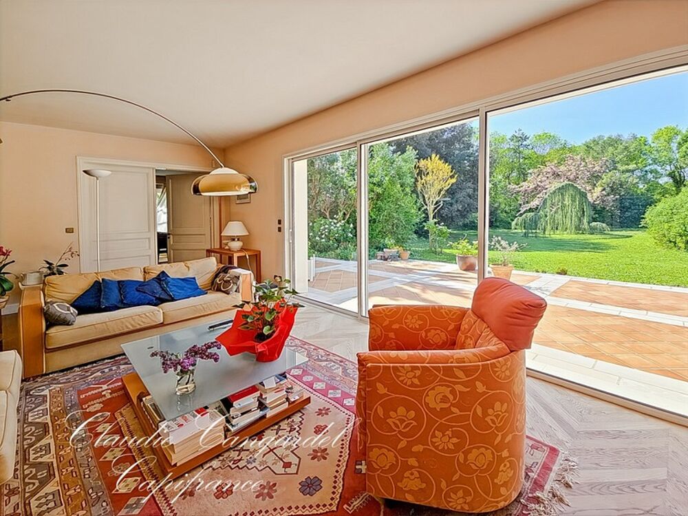 � vendre  Propri�t�/ch�teau La Rochelle (17000)