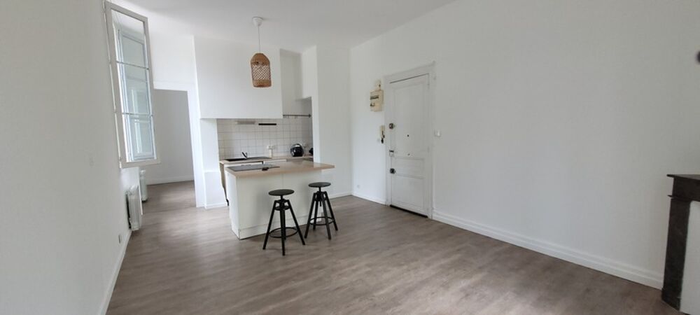 A vendre pour investisseur  T2 de charme 47 m² avec cave et parking privatif - Montpellier 34