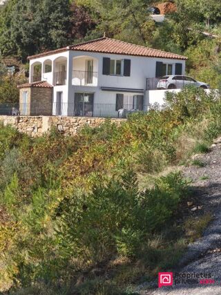  Villa  vendre 6 pices 160 m