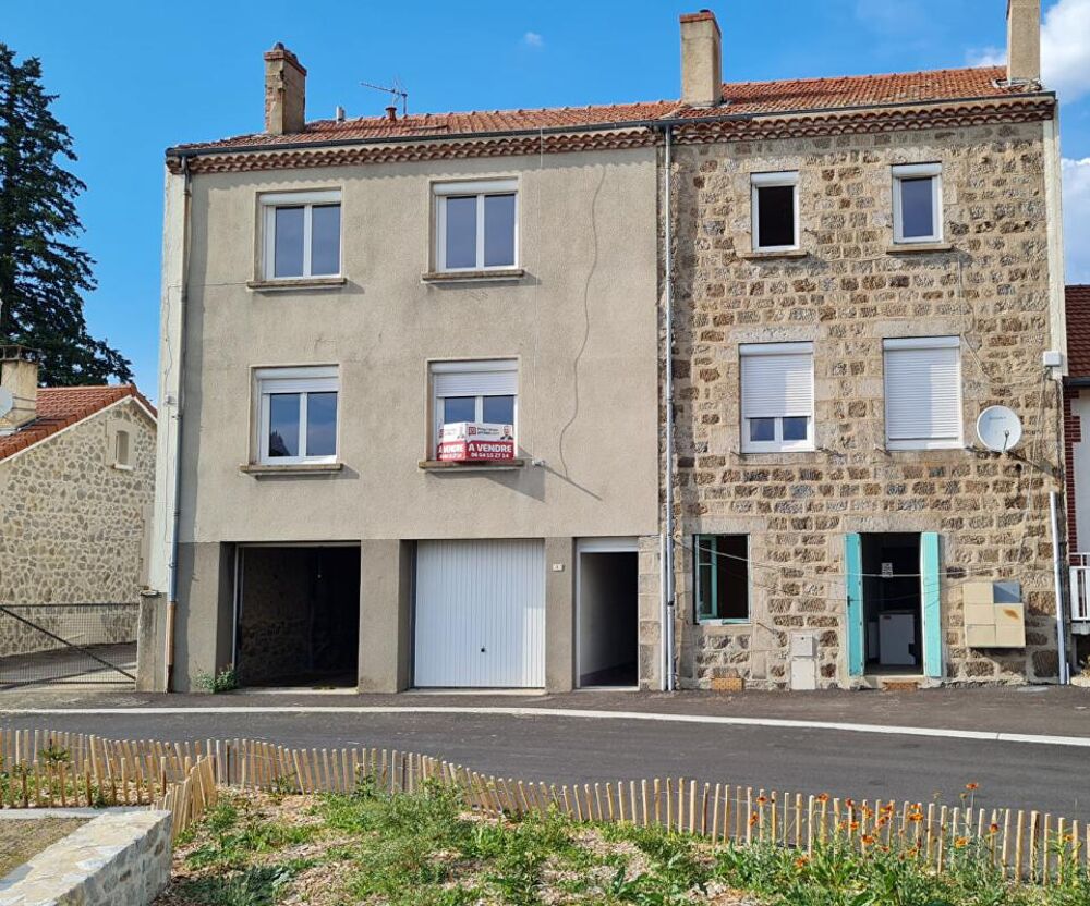 Vente Immeuble Saint Romain Lachalm 43620 Immeuble en pierre exposé Sud sur trois niveaux 5 logements, deux garages, cave Saint romain lachalm