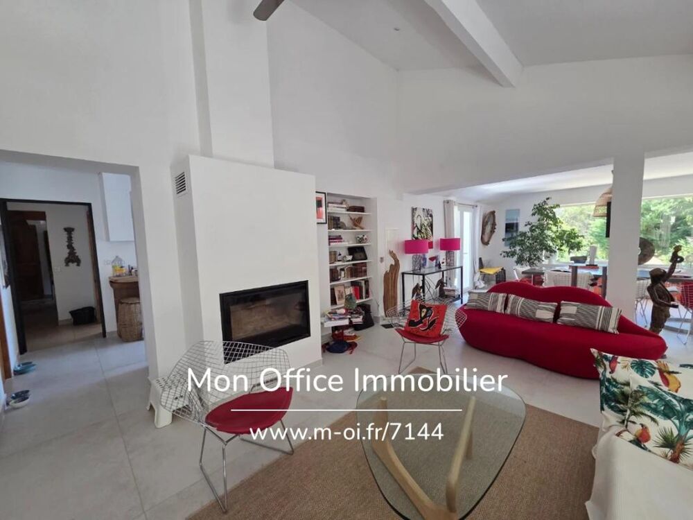 à vendre  Maison Lauris (84360)
