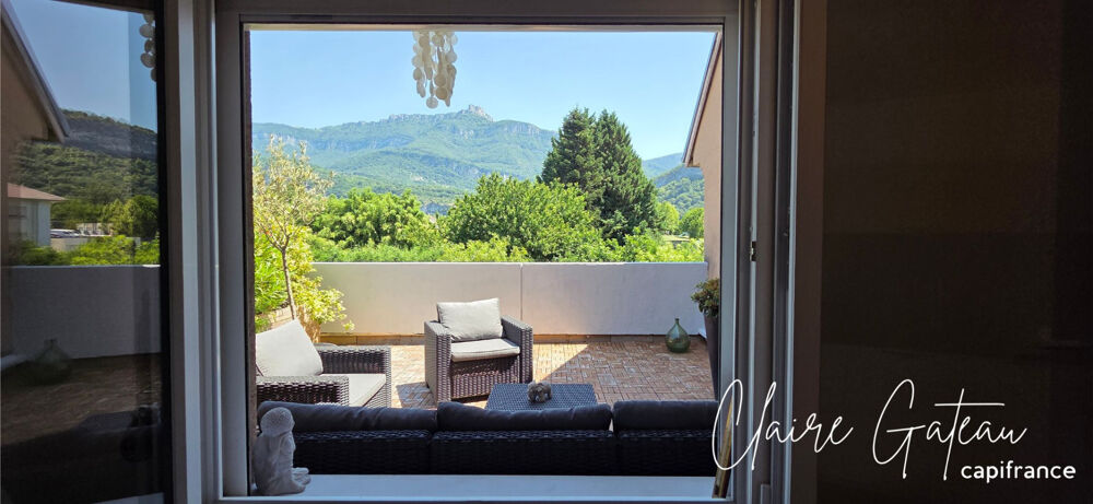 Appartement à vendre 4 pièces CHAMBERY (73) Duplex avec terrasse de 24 M², vue dégagée et garage