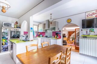  Propri�t�/ch�teau � vendre 6 pi�ces 164 m�